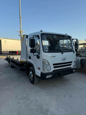 Эвакуатор с лебедкой и трапами платформой HYUNDAI EX8