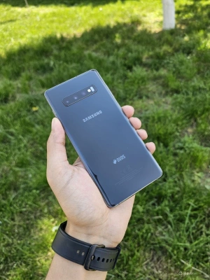 Смартфон Samsung Galaxy S10 Plus DUOS 128GB