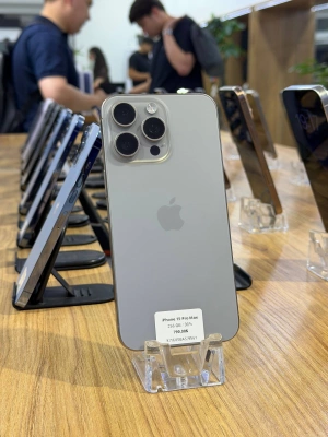 iPhone 15 Pro Max 256GB Natural Titanium