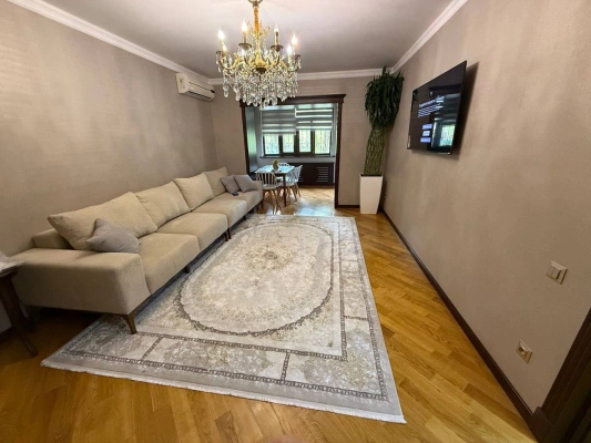 Продажа 3-комнатной квартиры на Ц-2
