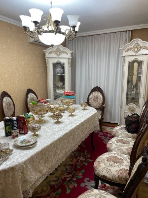 Продается 4-х комнатная квартира,Алмазарский район
