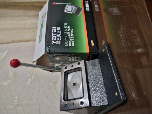 Резак для Визиток Yatai