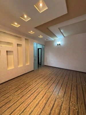 Трехкомнатная квартира, 81 м², Яккасарайский район