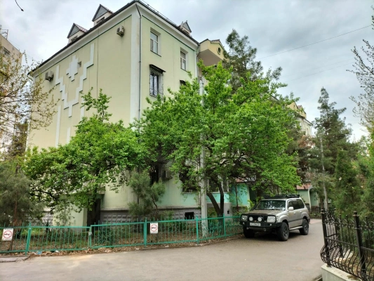 Гостиница Россия 3 ком 160 м.кв.