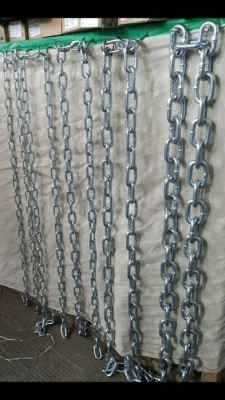 Цепь для стоянки собак с карабином