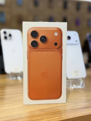 iPhone 17 Pro 256GB Cosmic Orange