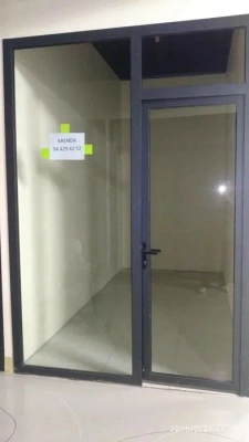 СРОЧНАЯ ПРОДАЖА! Угловой Магазин в новом ТЦ «Строй Март» / Ибн Сино Са