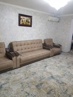 2-комнатная квартира на массиве Чиланзар-4 (метро "Мирзо Улугбек")