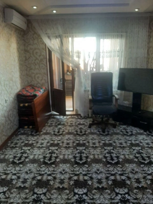 Сдаю квартиру 2/4/4 Юнусабад-5 ресторан Шохсарой