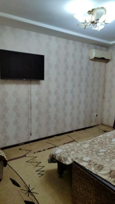 2-комнатная квартира в Академгородке ( ориентир - Военный госпиталь)