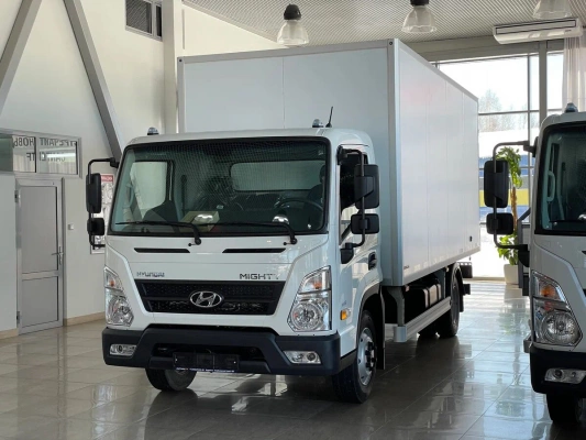 Изотермический автофургон  HYUNDAI EX8
