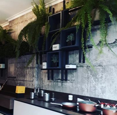 10 оригинальных идей оформления интерьера цветами