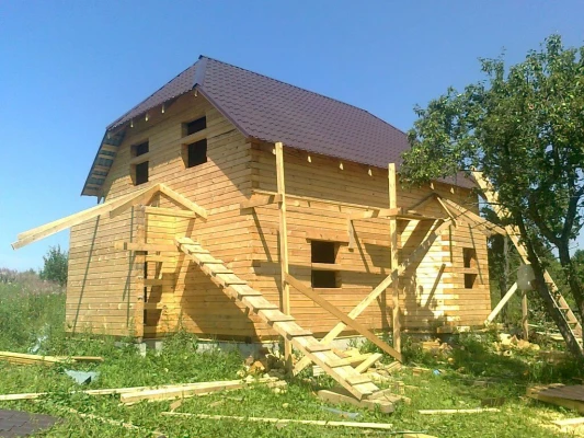 Что выгоднее: строить или купить готовый дом